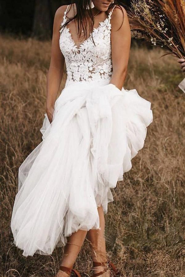 V Neck Tulle Backless Bridal Dress A Line Wedding Dresses With Lace Applique
