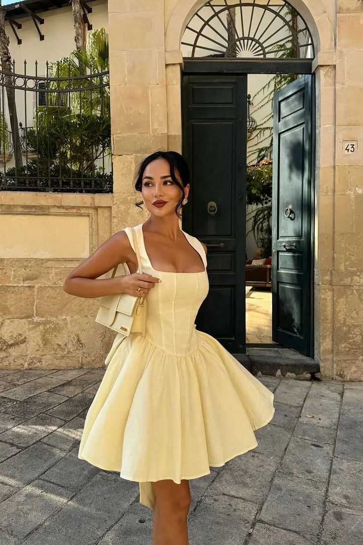 Sleeveless High-Waist Mini Dress Homecoming Dress Short Party Dress