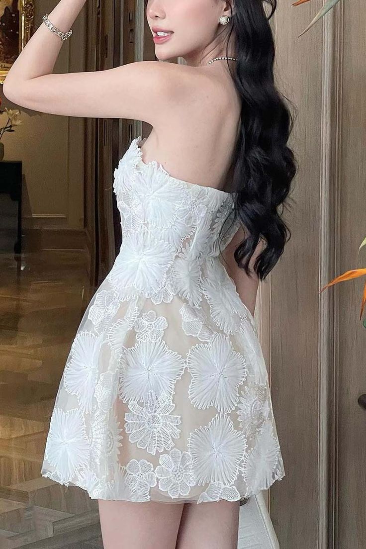 Strapless Sleeveless Appliqued Tulle A-Line Mini Homecoming Dress