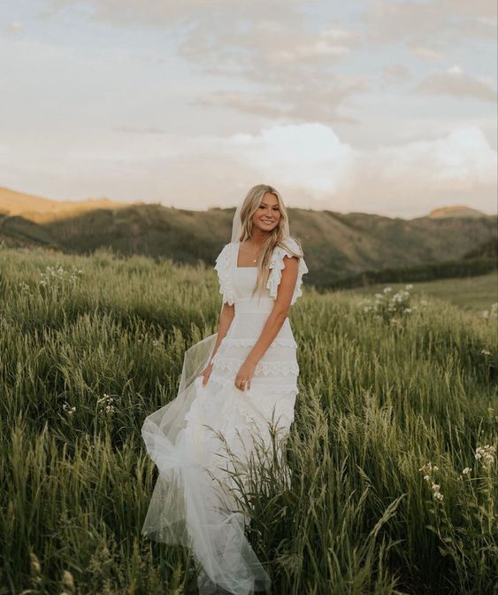 Elegant White A-line Wedding Dress Simple Bridal Gown
