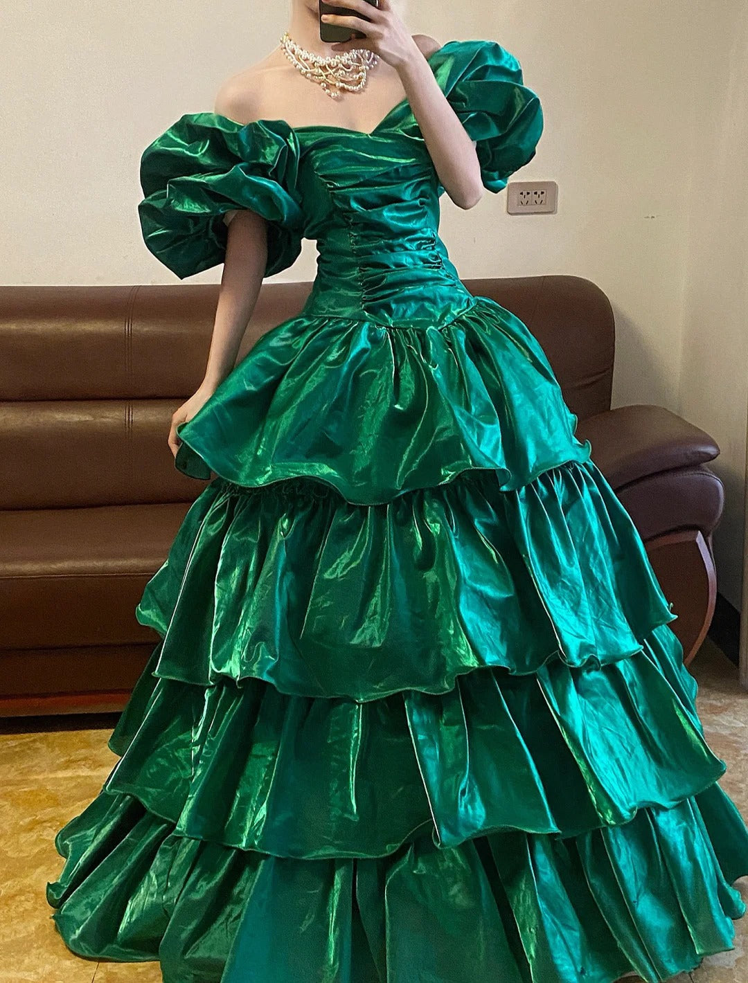 Emerald Green Off Shoulder Long Prom Dresses Vintage Formal Evening Dress