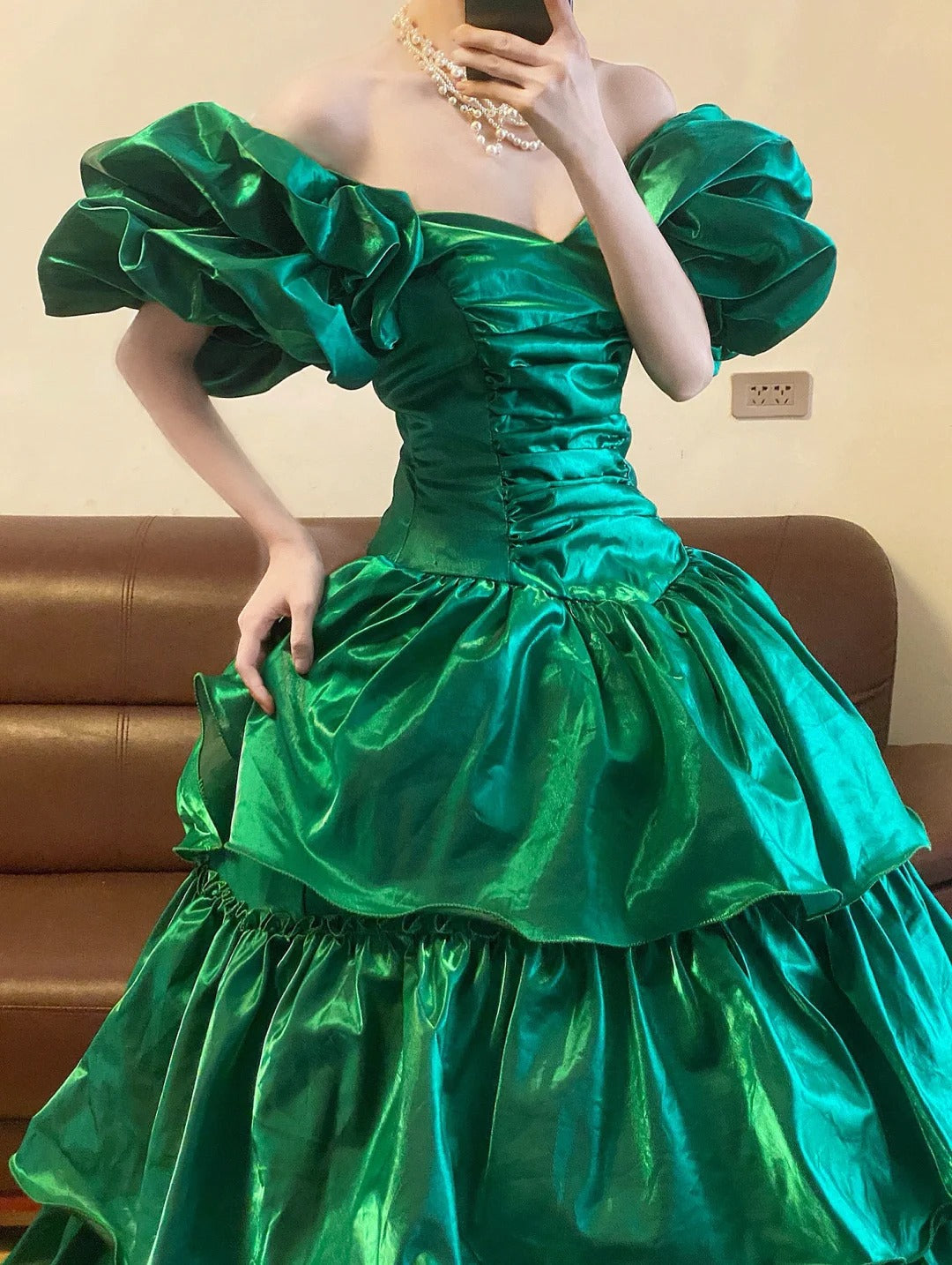 Emerald Green Off Shoulder Long Prom Dresses Vintage Formal Evening Dress
