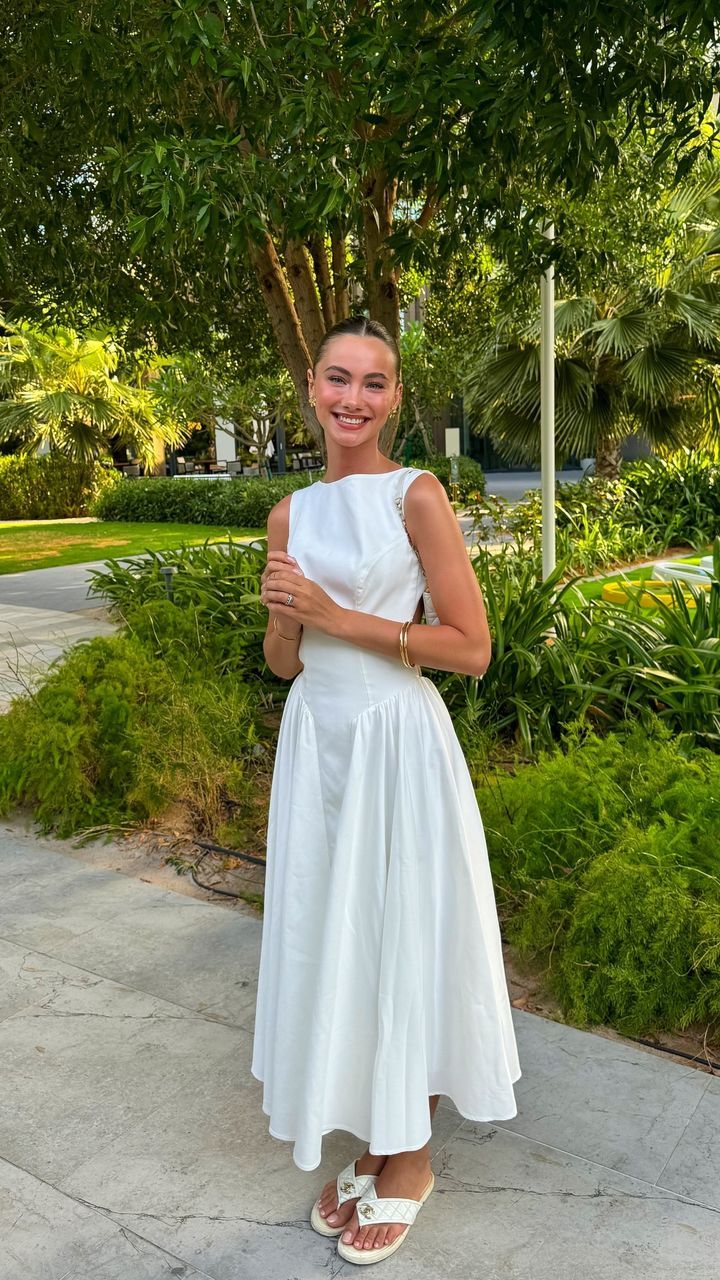 Women's White Backless Long Dress Elegant Sleeveless O-Neck Fashion Party Holiday Dress