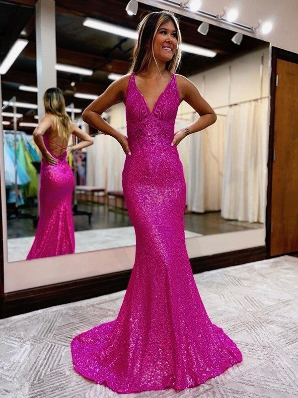 Sheath/Column V-Neck Court Train Sequins Prom Dresses