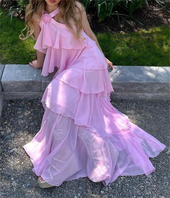 Women's Elegant 3D Flower Halter Neck Long Prom Dress Ruffled Tiered Dress