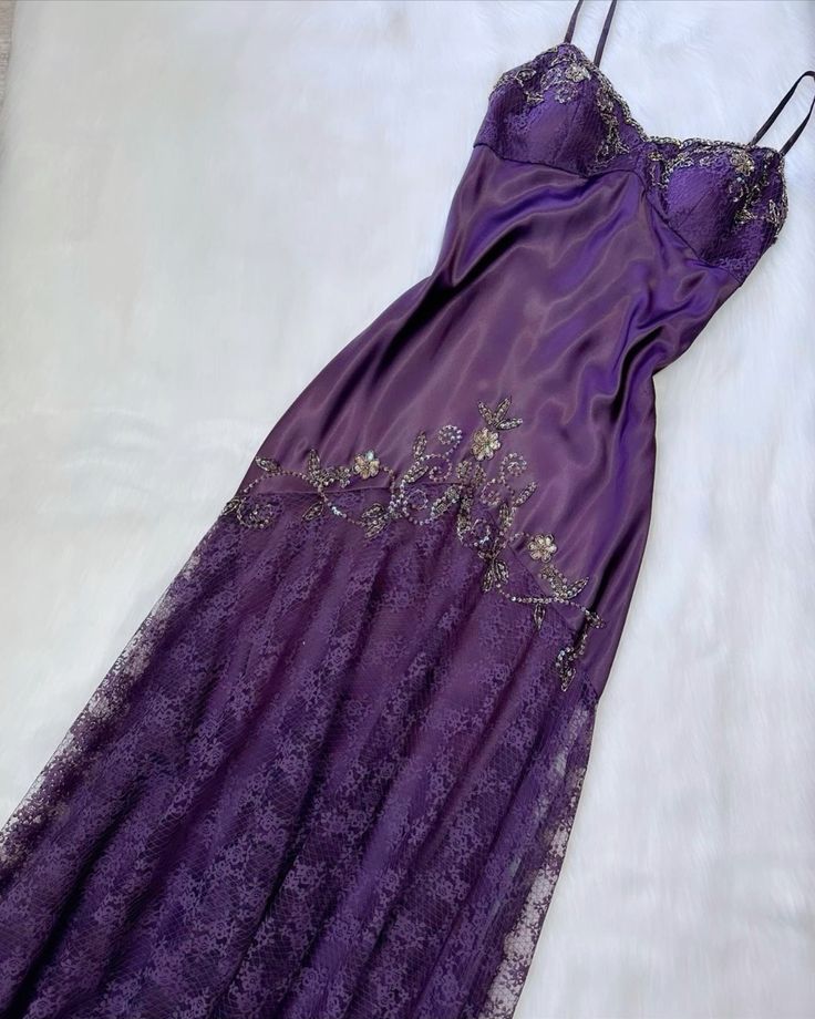 Vintage purple dress with flower accents Formal Evening Dress