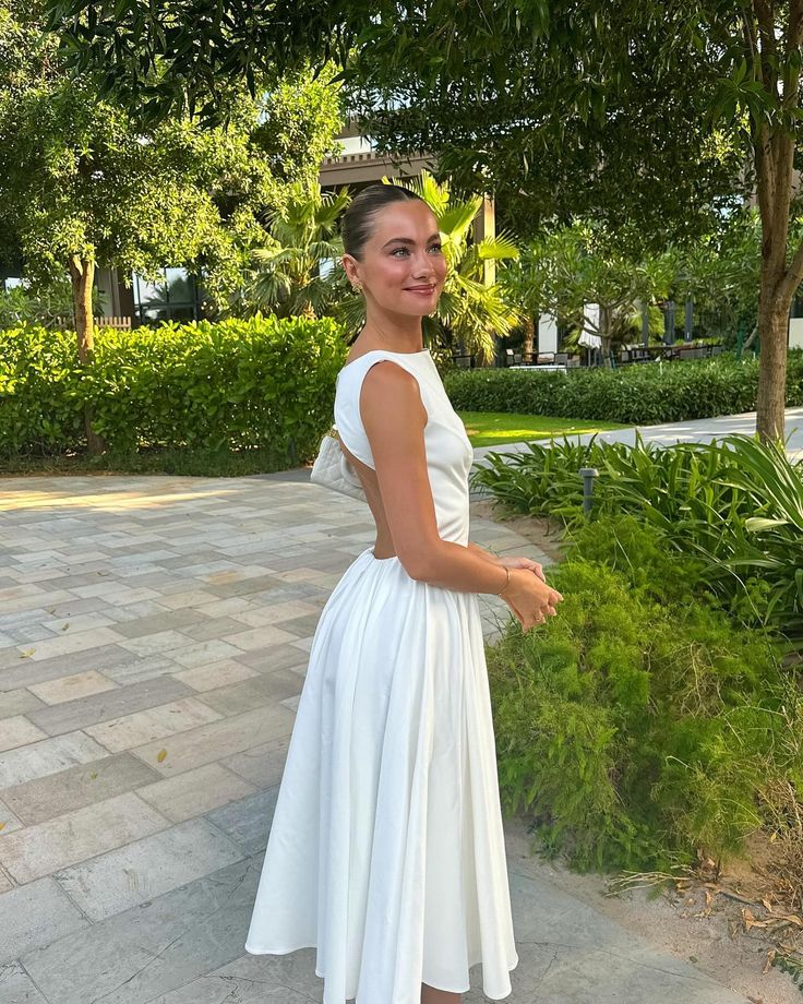 Women's White Backless Long Dress Elegant Sleeveless O-Neck Fashion Party Holiday Dress