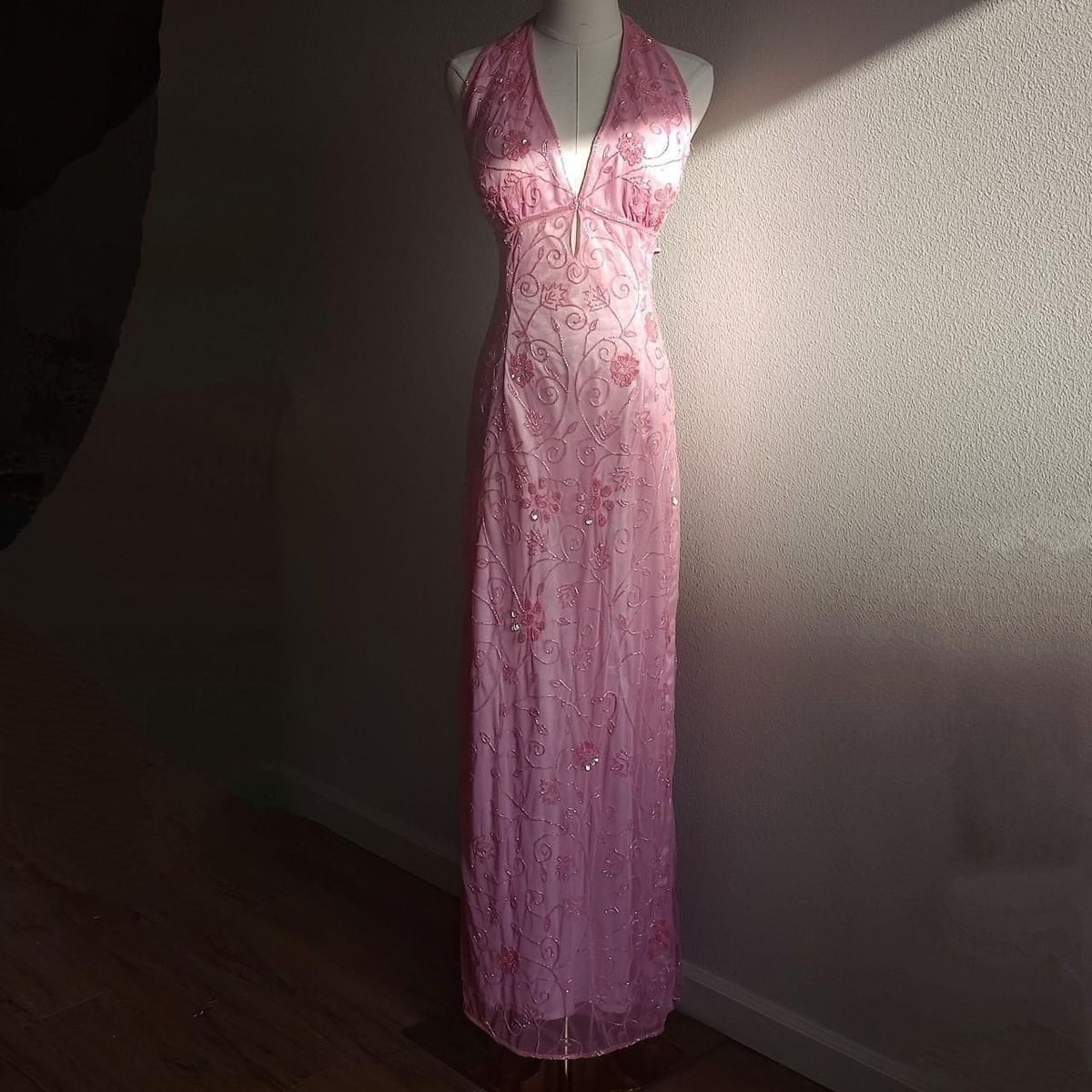 Pretty Halter V Neck Pink Satin Tulle Beaded Long Party Dress Birthday Outfits