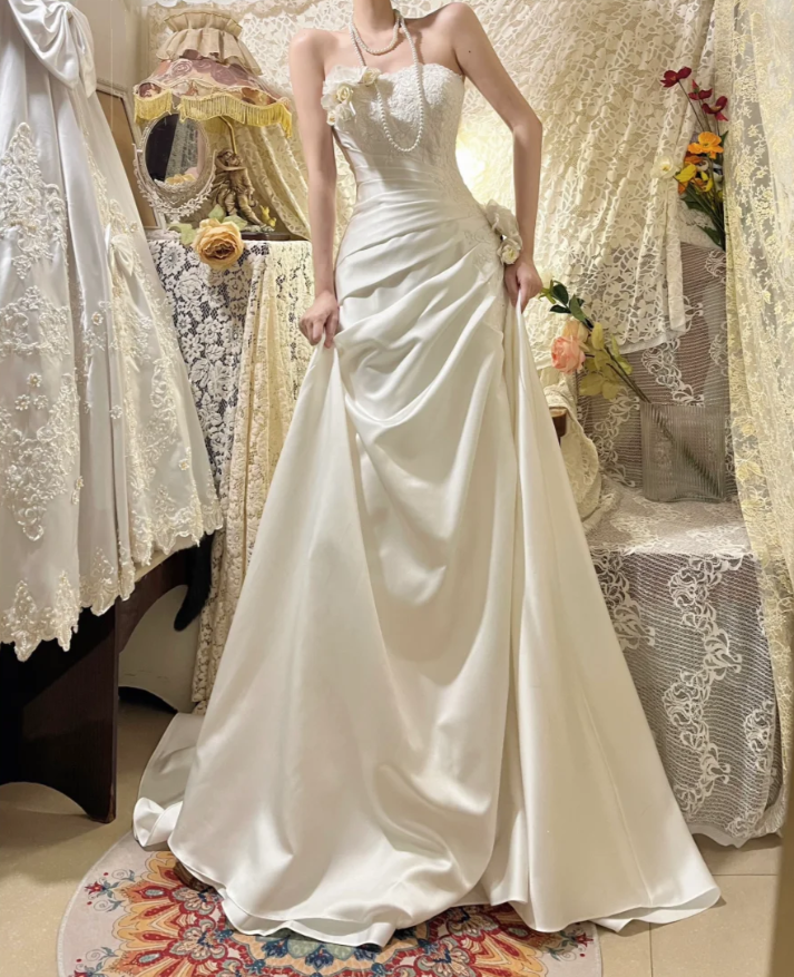 Pretty White Strapless Satin Pleated Appliques Mermaid Long Wedding Guest Dress Party Dress