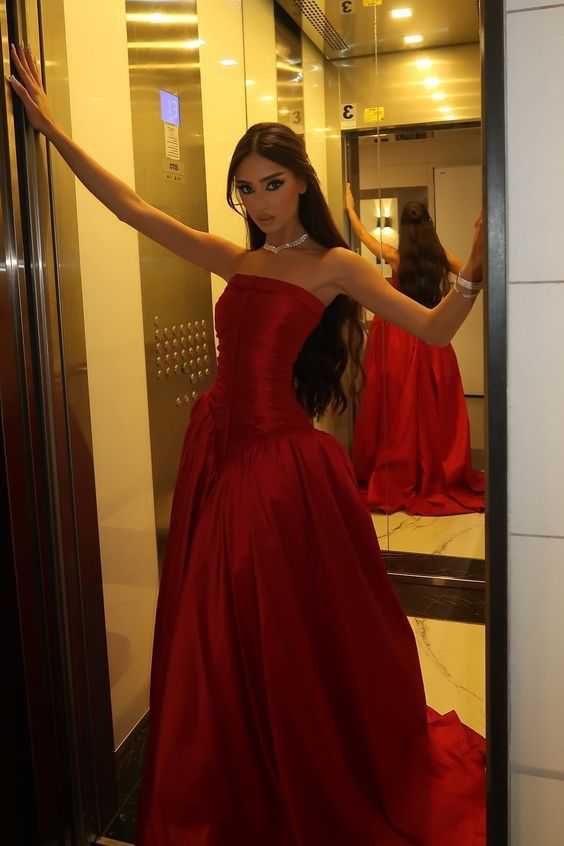 Charming Princess A Line Strapless Red Long Party Evening Dress