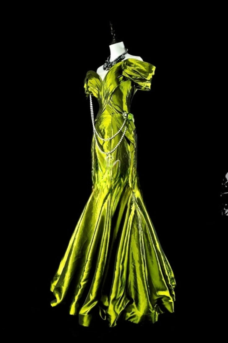 Unique Green Off The Shoulder Satin Pleated Mermaid Evening Dress Long Birthday Party Dress