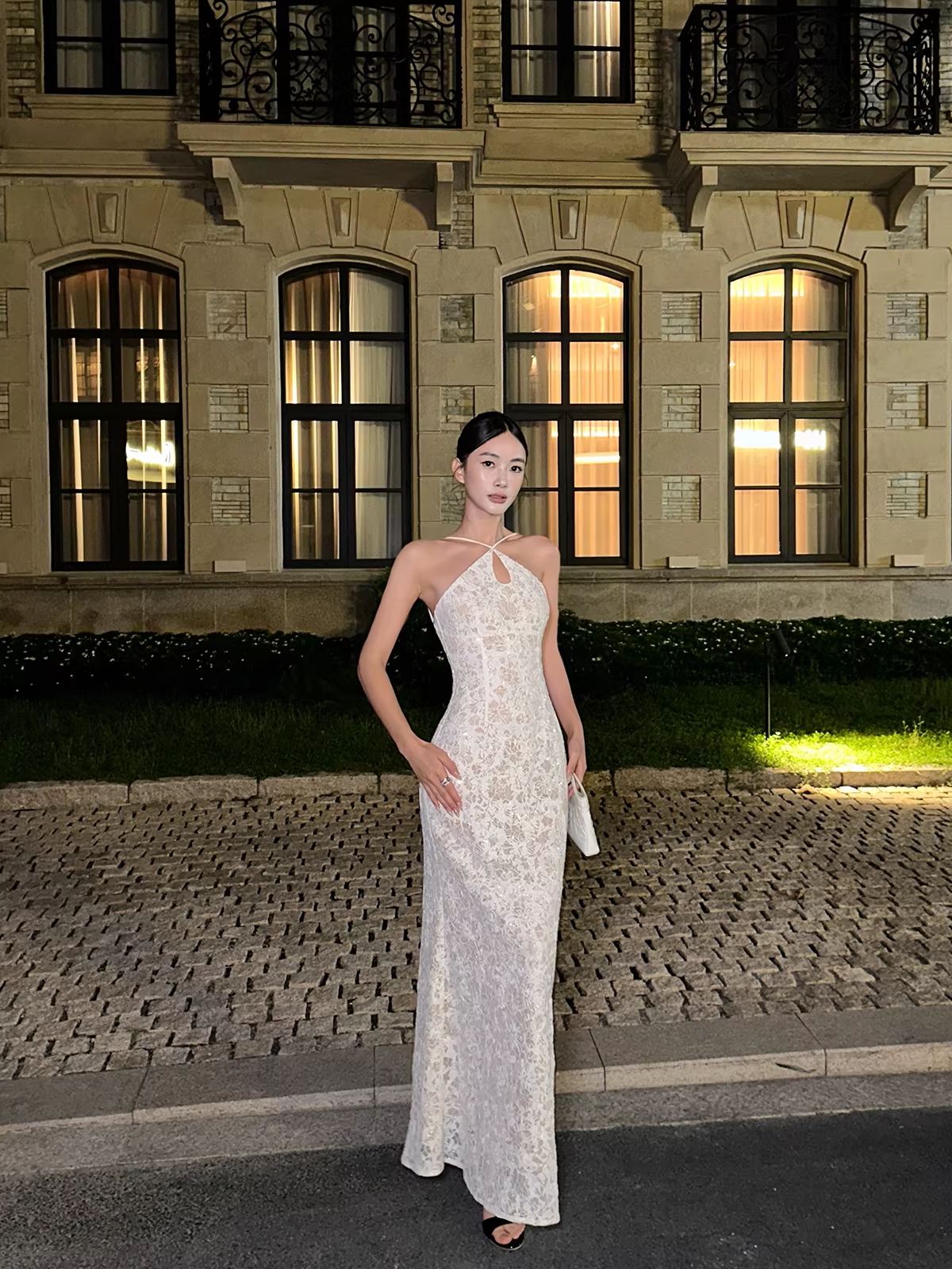 Glamorous Beige Sleeveless Lace Mermaid Slit Long Evening Dress Formal Birthday Party Gown