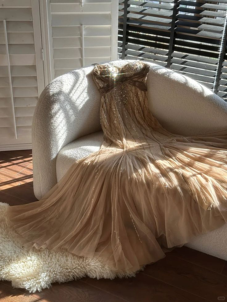 Shiny Vintage Beaded Chiffon Gold Long Prom Dress