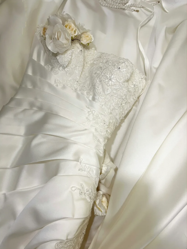 Pretty White Strapless Satin Pleated Appliques Mermaid Long Wedding Guest Dress Party Dress