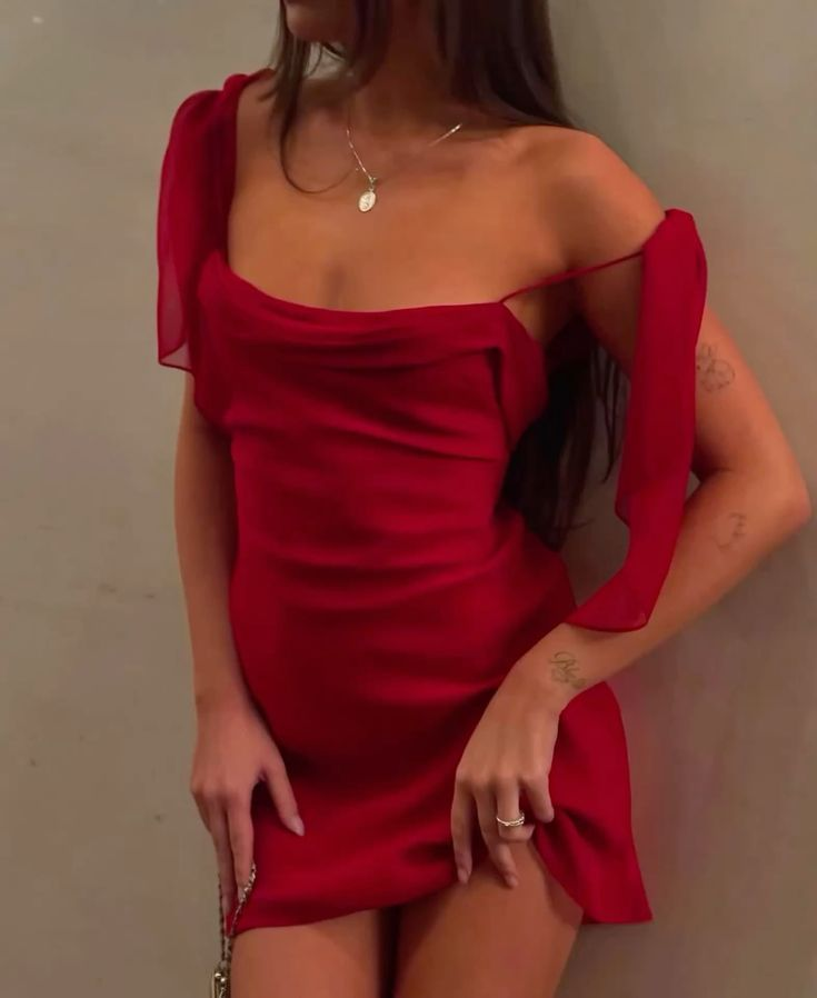 Sexy Spaghetti Straps Red Chiffon Short Cocktail Dress 8th Grade Homecoming Dress