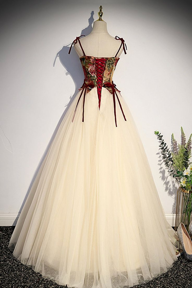 Vintage Spaghetti Straps Tulle A Line Ball Gown Champagne Formal Prom Dress