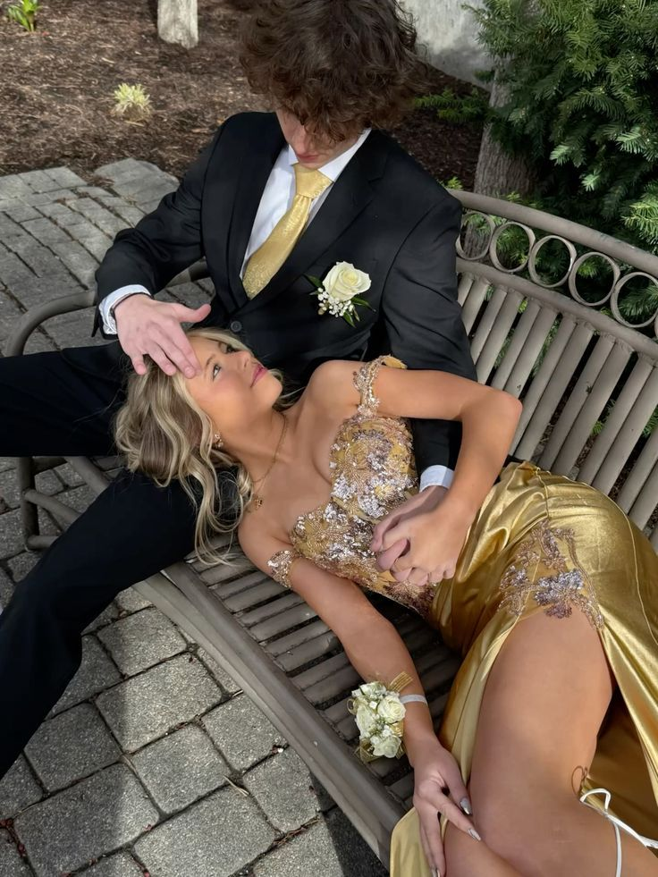 Mermaid Off The Shoulder Gold Slit Sequins Prom Dresses 18th Birthday Outfits Evening Long Dress