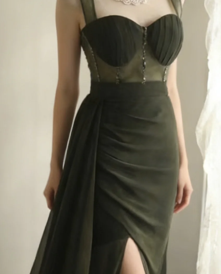 Vintage Green Spaghetti Straps Satin Beaded Mermaid Slit Long Evening Dress Party Gown