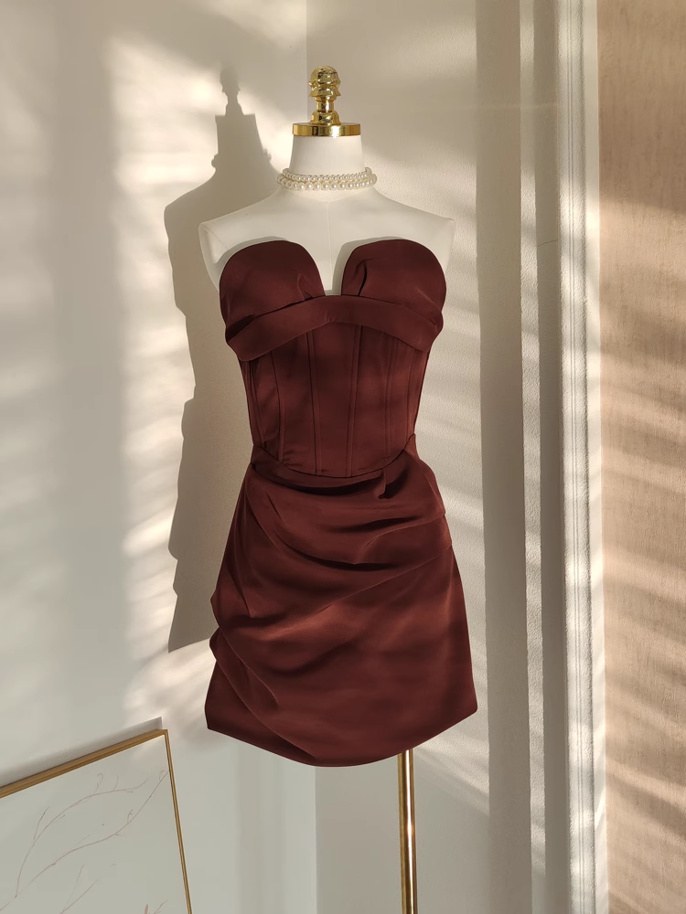 Sexy A Line Sweetheart Ruffles Satin Vacation Dresses Short Birthday Outfits