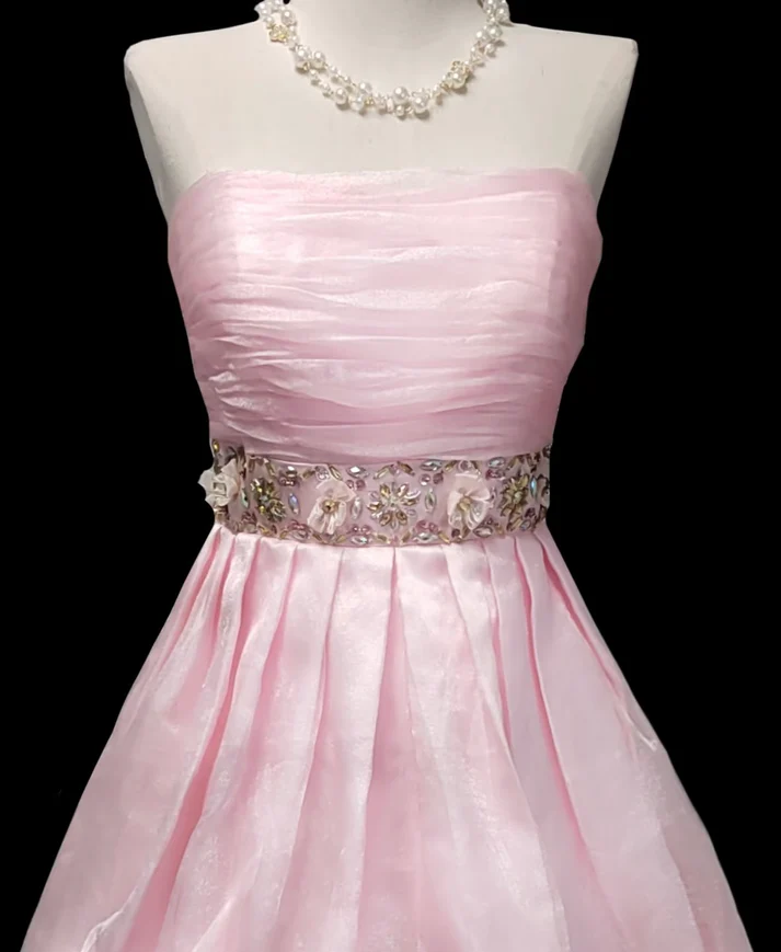 Unique Pink Strapless Tulle Beaded A Line Short Homecoming Dress 16th Birthday Outfits