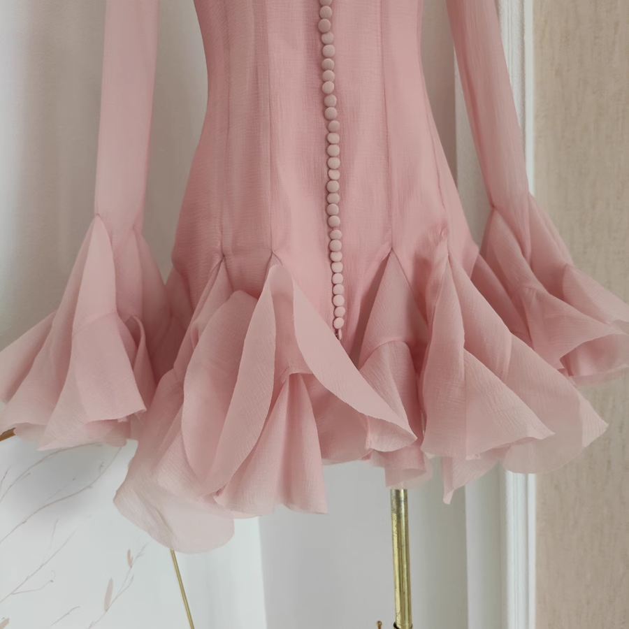 Cute Sheath Scoop Neckline Pink Long Sleeves Short Homecoming Dresses Birthday Outfits