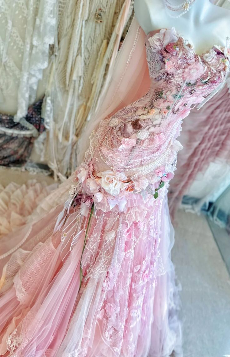 Pretty Pink Strapless Tulle Lace Appliques Mermaid Long Evening Dress Birthday Party Dresses
