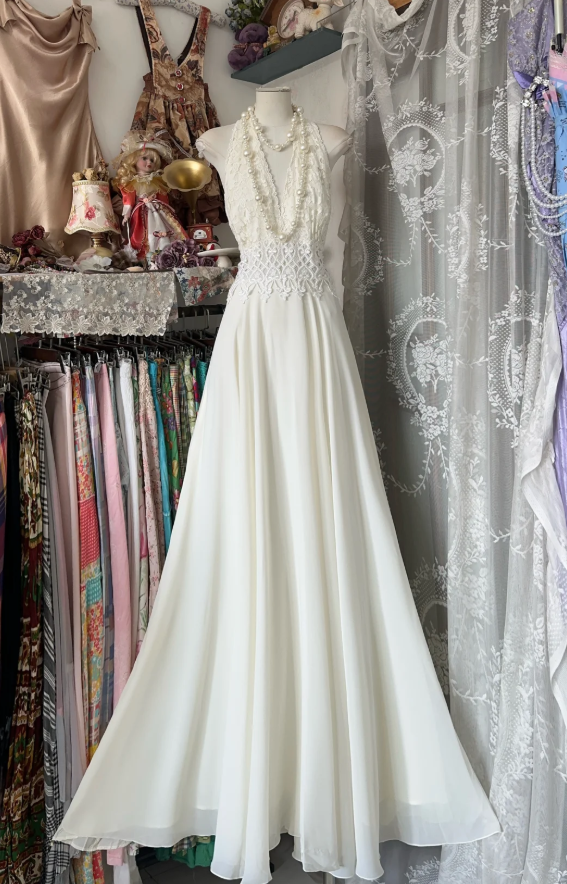 Elegant Halter V Neck Lace Chiffon Mermaid Evening Dress White Long Party Dress