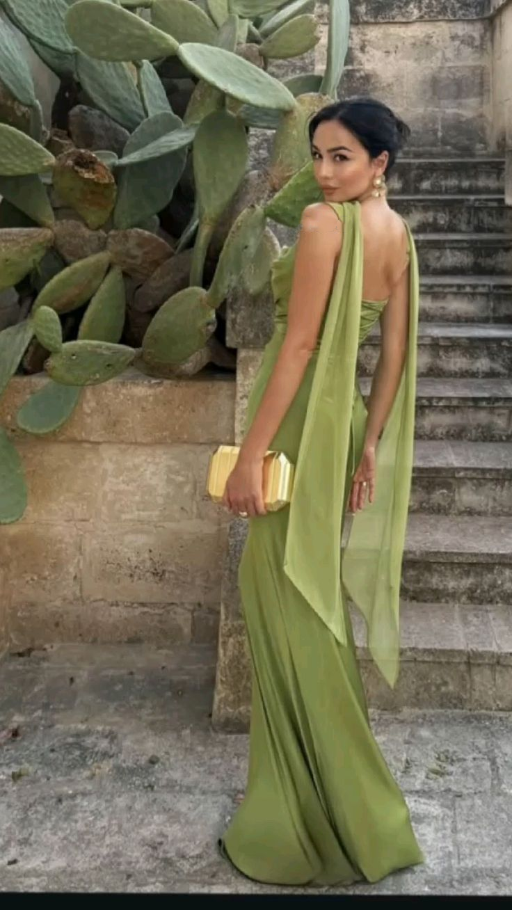 Elegant Green Satin Mermaid Long Wedding Guest Dress Birthday Party Dress