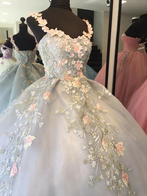 New Arrival Ball Gown Embroidered Applique Gown Sweet Dress