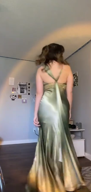 Green Vintage Satin Prom Dress V Neck Evening Dress 21st Birthday Outfit