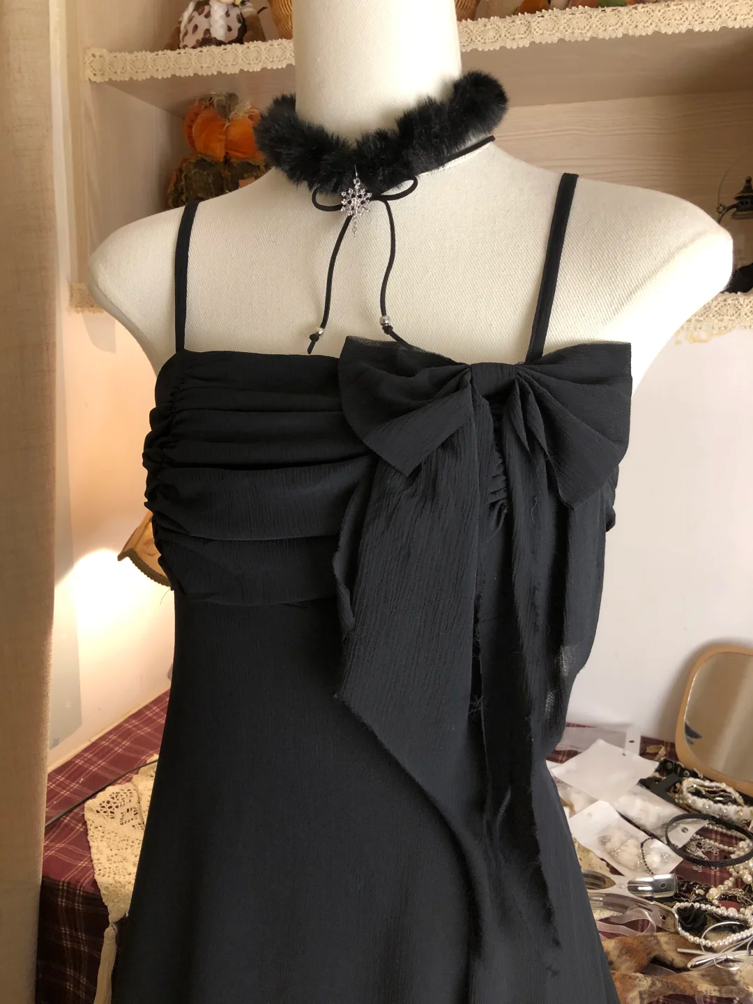 Simple Spaghetti Straps Black Chiffon Short Cocktail Dress Homecoming Dress