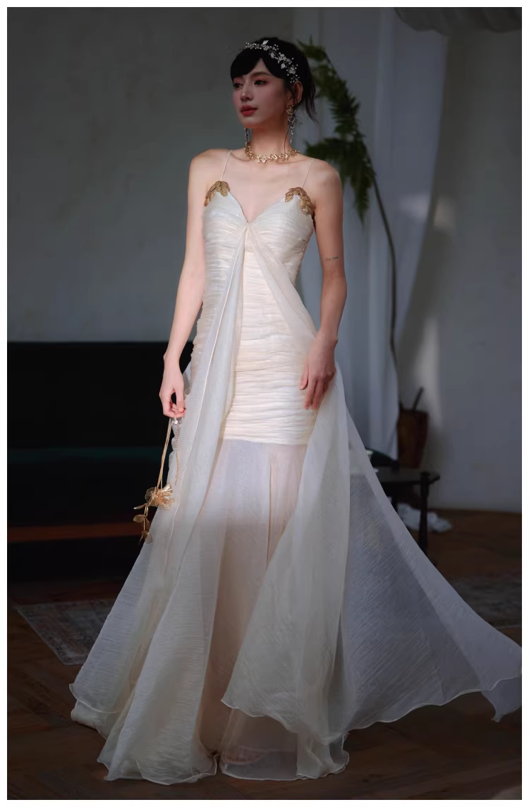 Charming Spaghetti Straps Light Apricot Chiffon Pleated Mermaid Long Evening Dress 18th Birthday Outfits