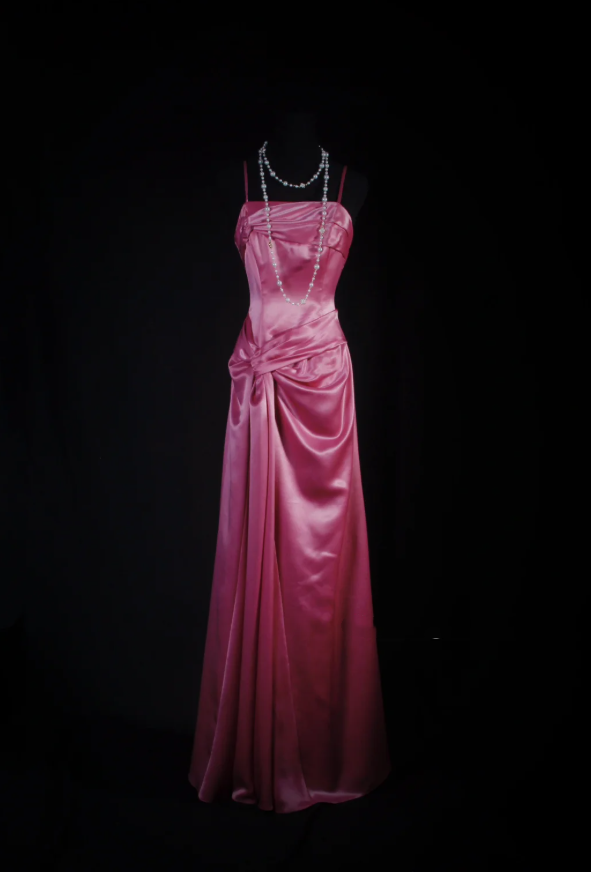 Elegant Pink Satin Pleated Mermaid Long Wedding Guest Dress Formal Party Dress