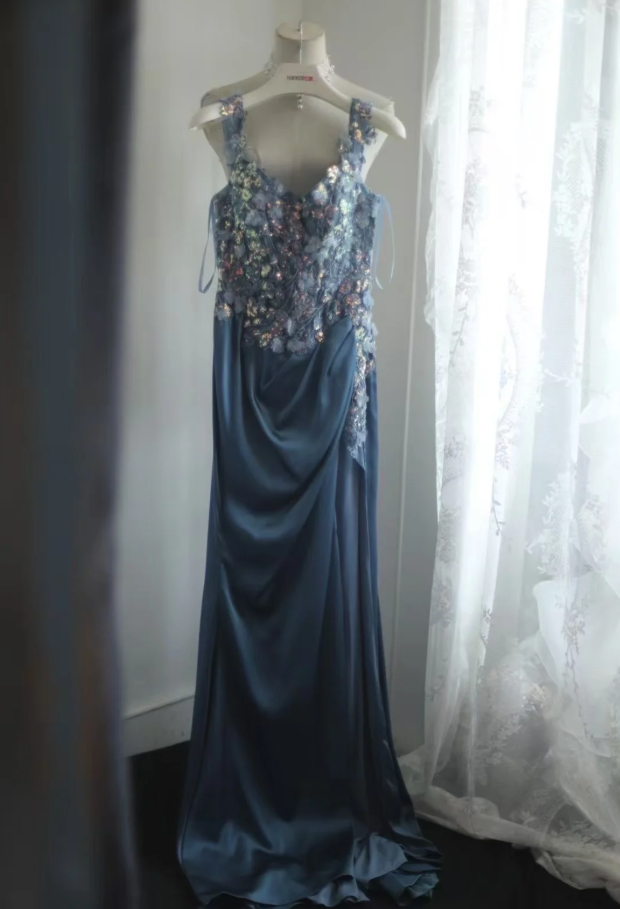 Gorgeous Off The Shoulder V Neck Satin Sequin Appliques Evening Dress Long Mermaid Slit Prom Dresses