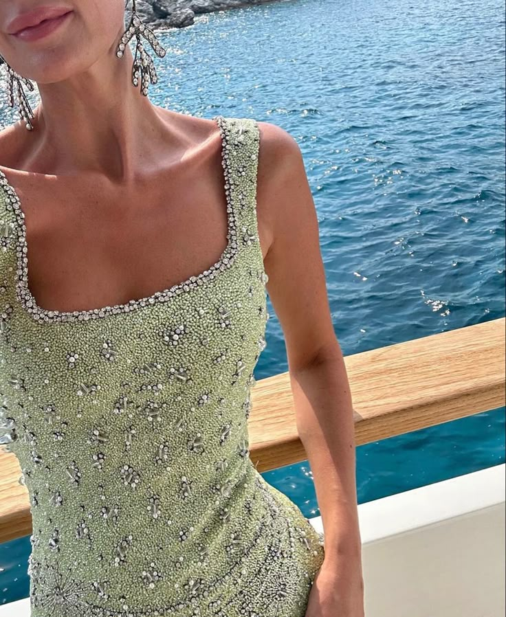 Glitter Sequin Beaded Sheath Birthday Outfits Yellow Square Graduation Homecoming Dress