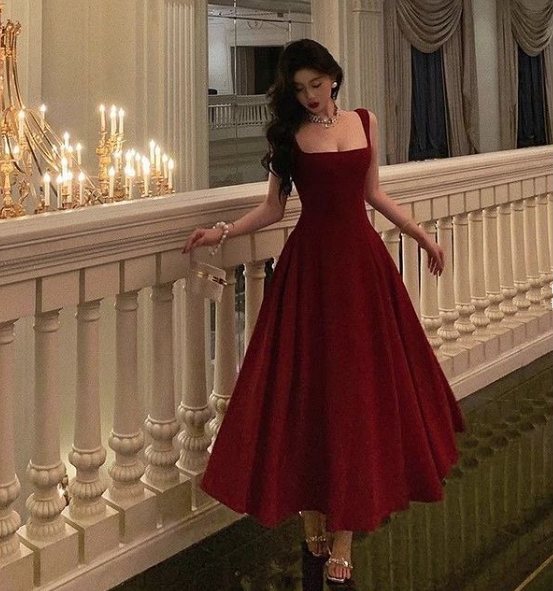 A-line Burgundy Prom Gown Party Dresses