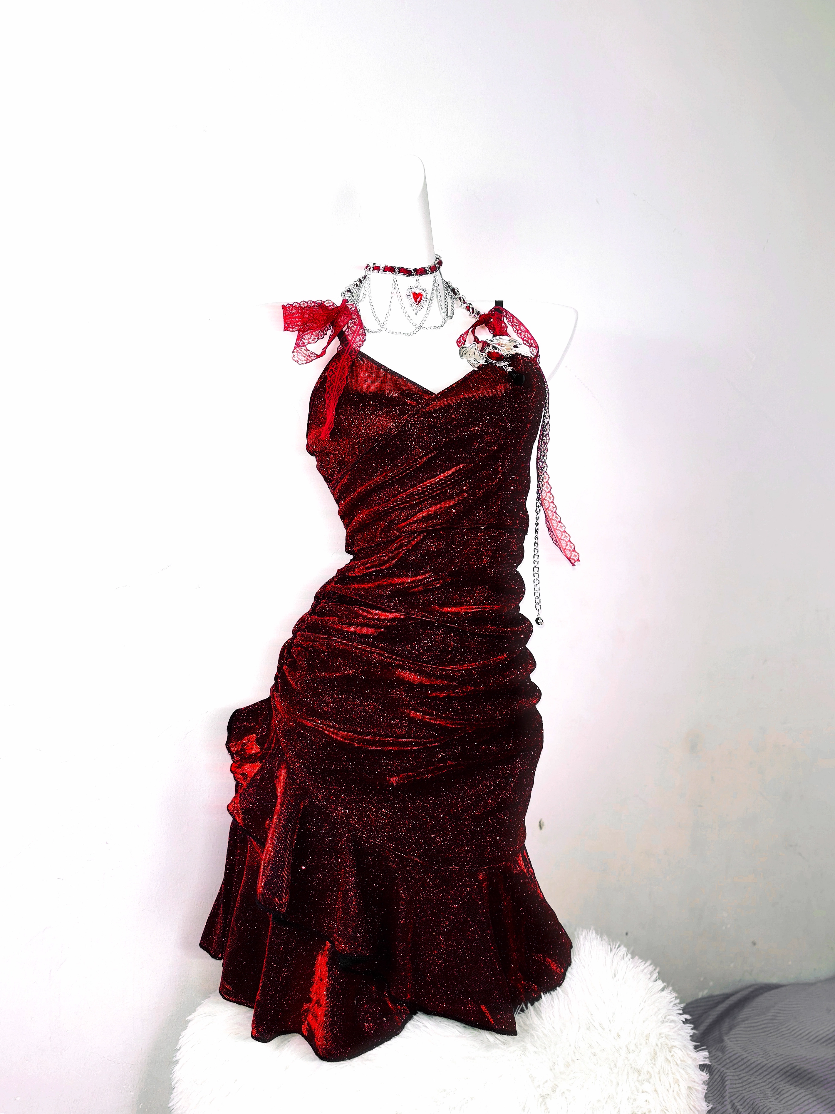 Vintage Spaghetti Straps Burgundy Ruffle Short Homecoming Dress Birthday Outfits