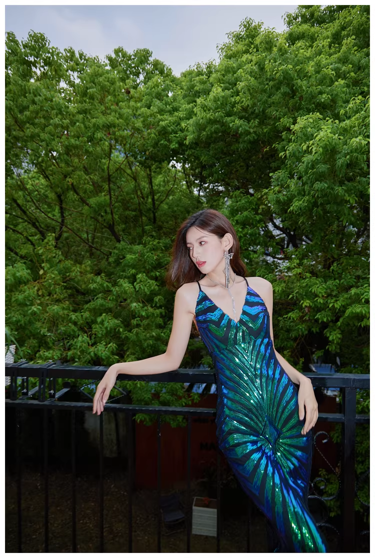 Vintage Green Spaghetti Straps Sequin Mermaid Long Evening Dress Birthday Dress