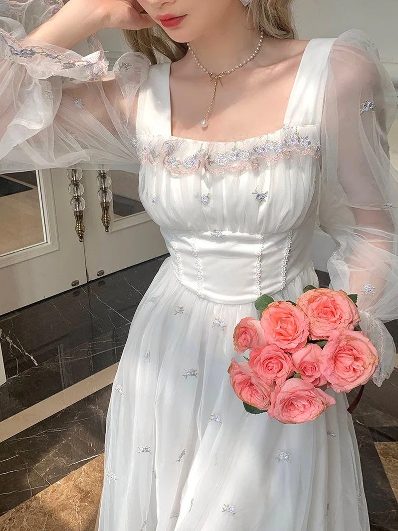 White Mesh Fairy Dress Woman French Vintage Embroidery Floral Flare Sleeve Princess Prom Dresses