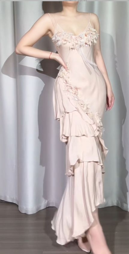 Glamorous Spaghetti Straps Light Pink Satin Appliques Layered Mermaid Prom Dress Evening Dress
