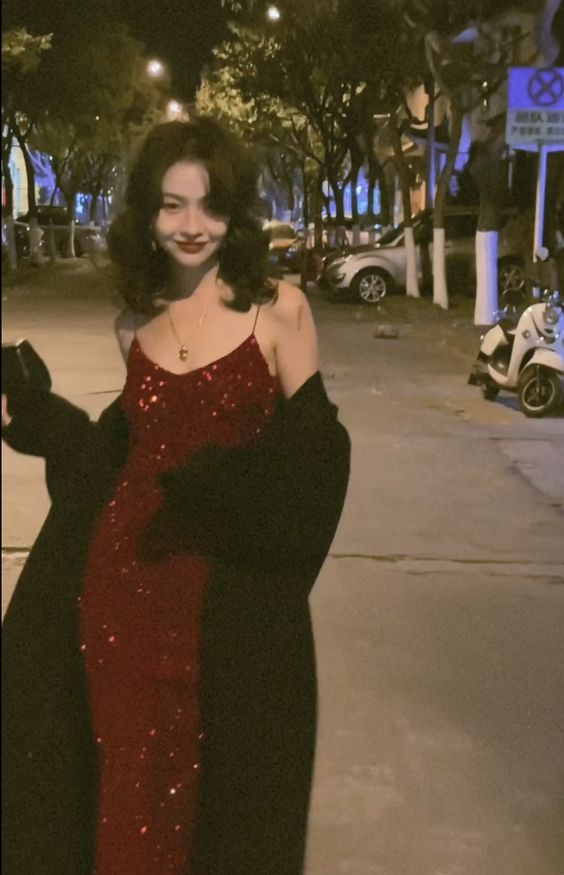 Sexy Mermaid Red Sequin Red Evening Dresses