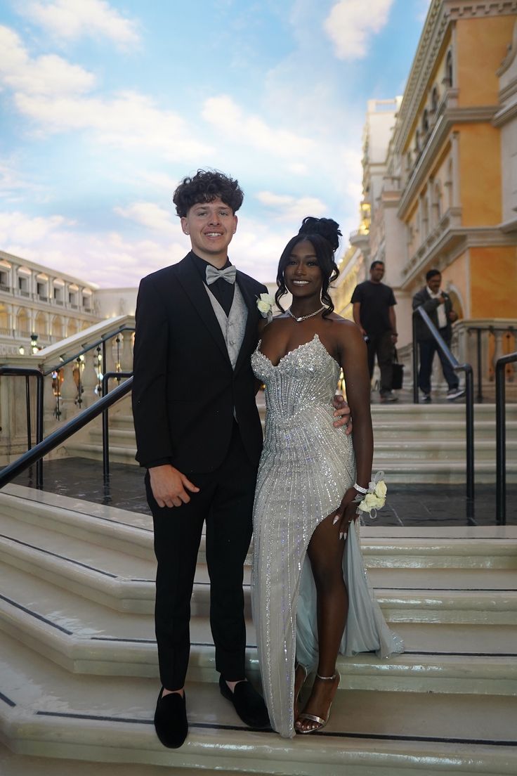 V Neck Silver Prom Dress Beading Mermaid Evening Dress 21st Birthday Outfit