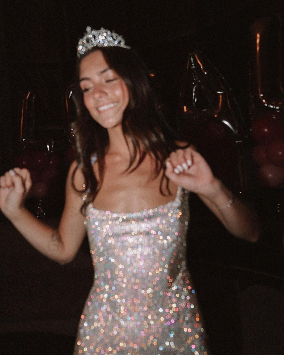 Gorgeous Silver Sequin Short Cocktail Dress Formal Graduation Homecoming Dress