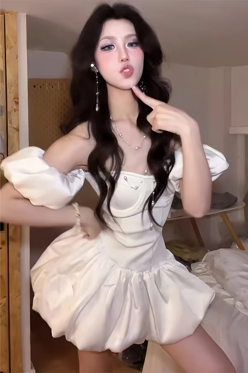 Charming Off The Shoulder Satin A Line White Short 16th Birthday Outfits Homecoming Dress