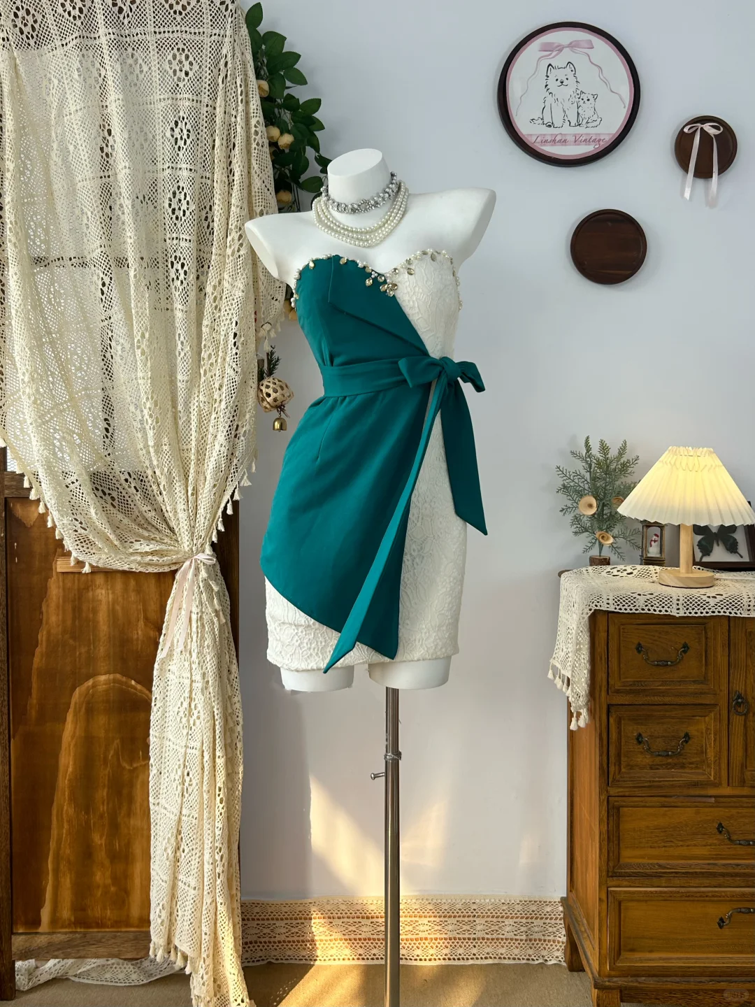 Unique Sweetheart Neck Lace Beaded Sheath Mini Party Dress Cocktail Dress