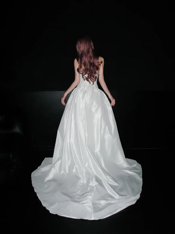 Pretty White Bow Strapless Satin Long Wedding Dress Formal Bridal Dress