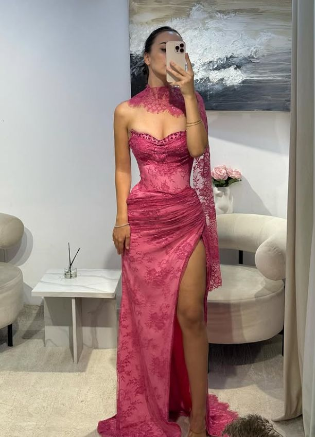 Pink Lace Prom Dress Sweetheart Neck Evening Dress With Slit
