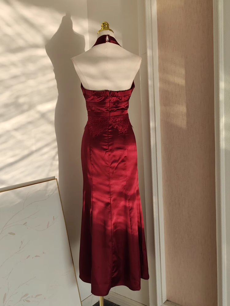 Sexy Sheath V neckline Satin Homecoming Dresses Burgundy Birthday Outfits