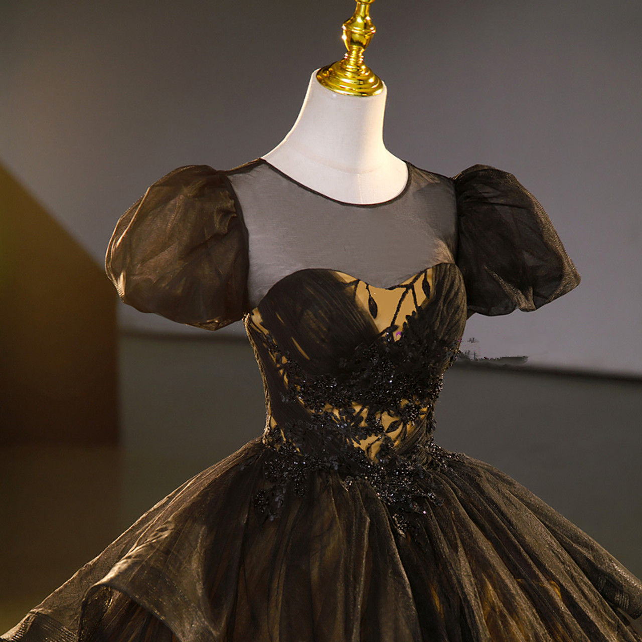 Black Tulle Puff Sleeves Appliques Beading Quinceanera Dress Sweet 16 Ball Gown