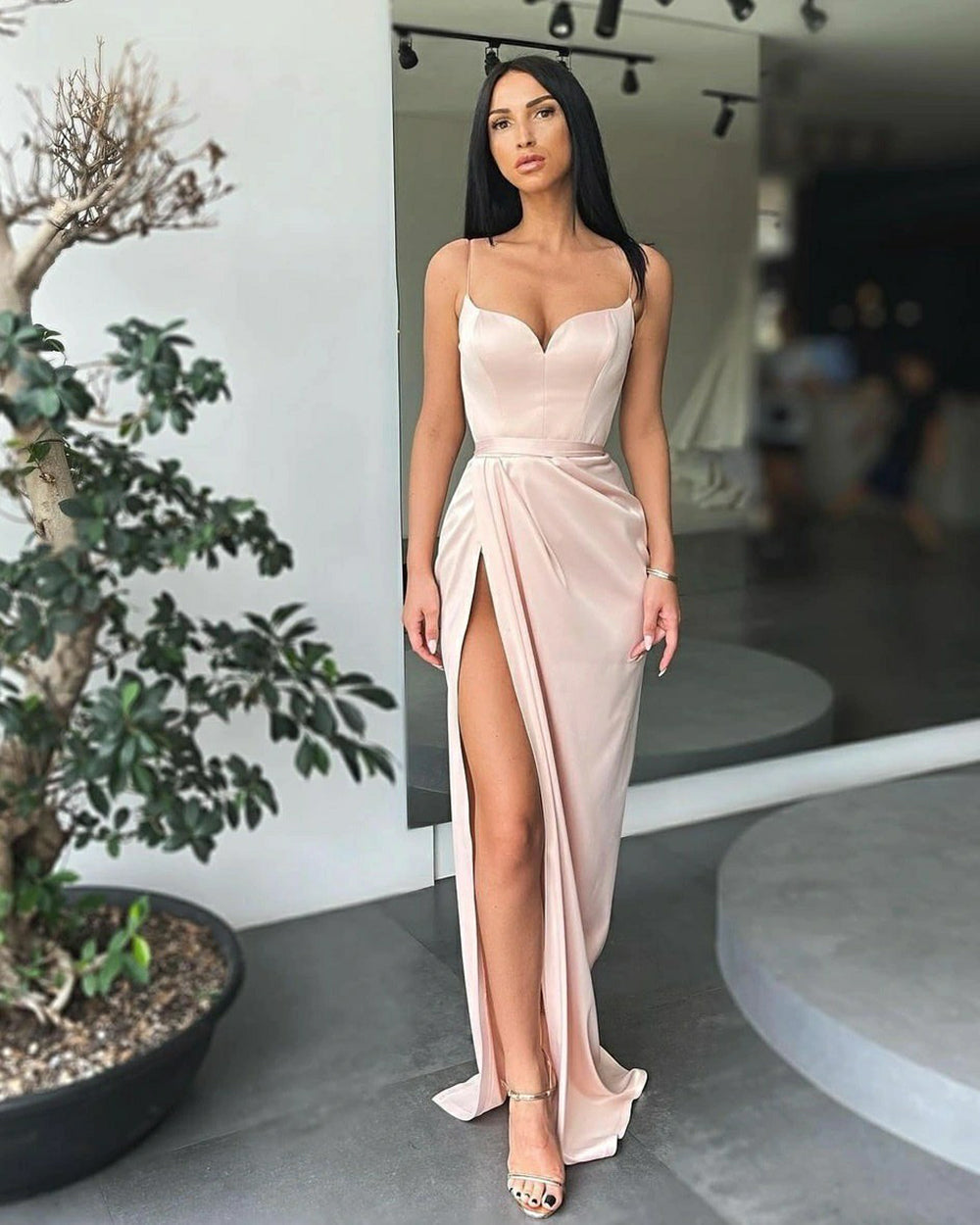 Sexy V-Neck Mermaid Prom Dresses Sleeveless Spaghetti Straps Prom Dresses